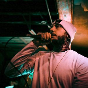 Meet your Posher, Alex